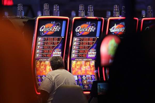 How Live Casino Games Work Online
